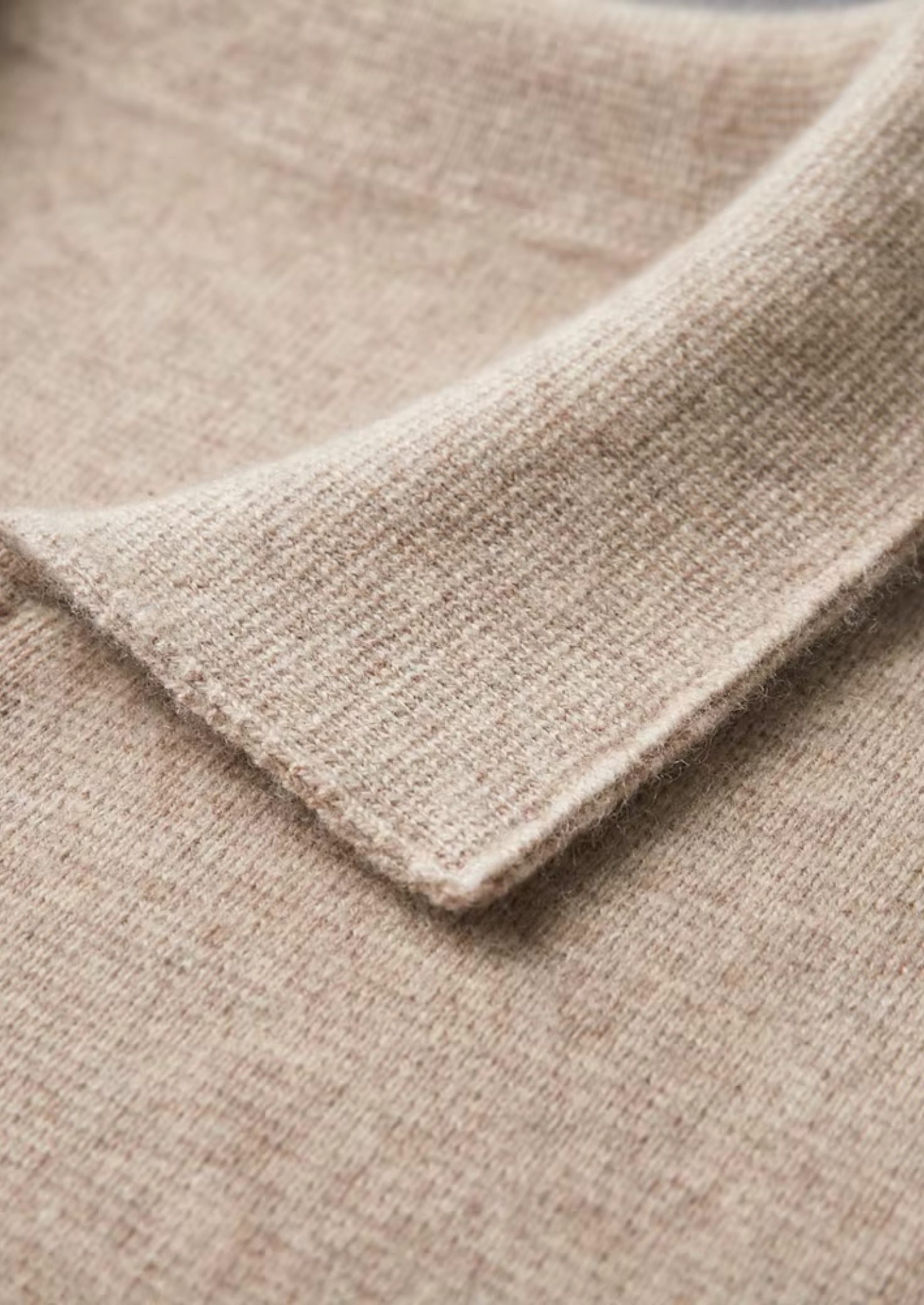 EXTRA-FINE MERINO WOOL ZIP POLO CARDIGAN